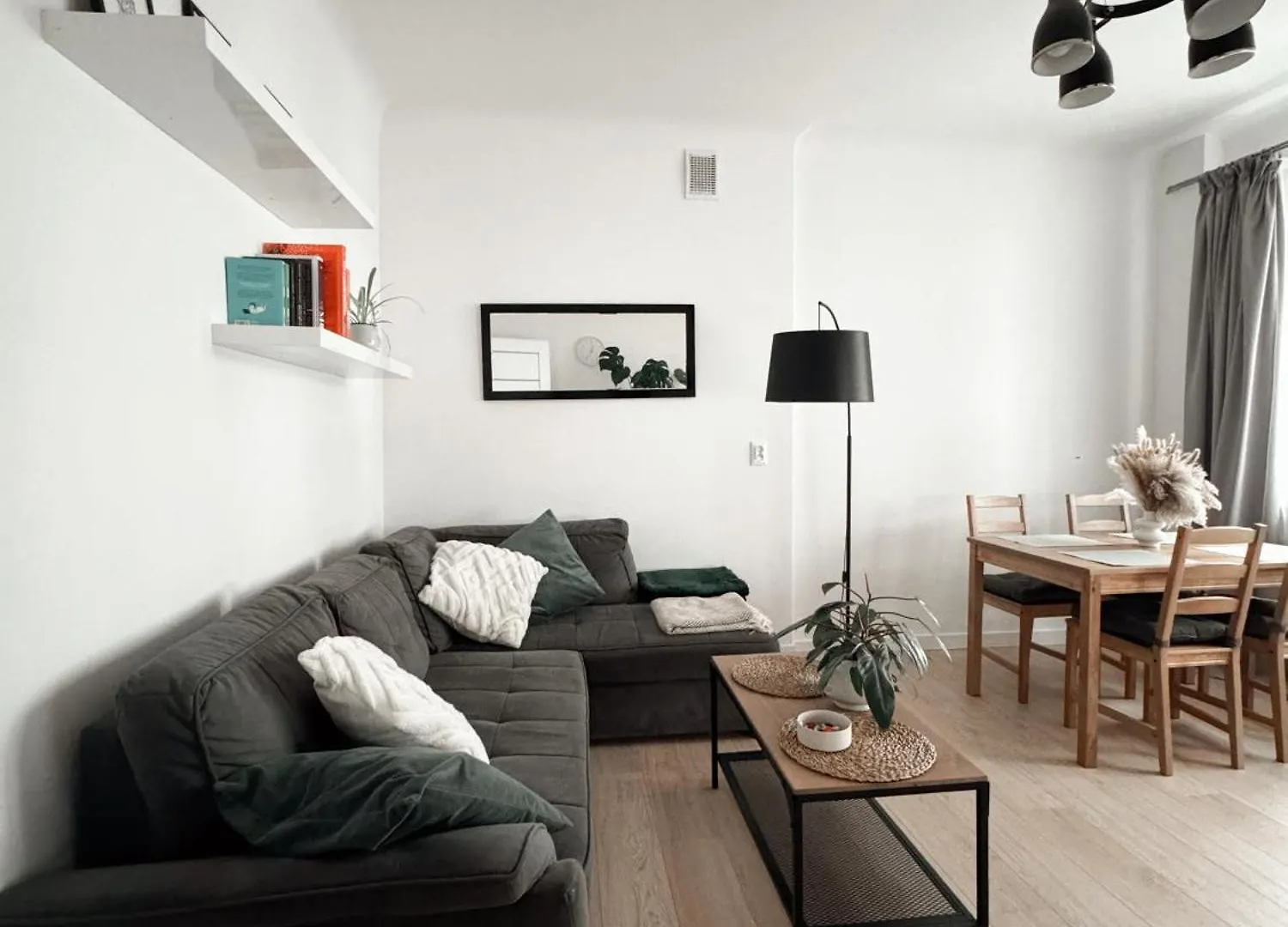 Apartment Komfortowy Pobyt Zielony Mokotow Narbutta Metro Pole Mokotowskie 10 Min Od Centrum Warschau